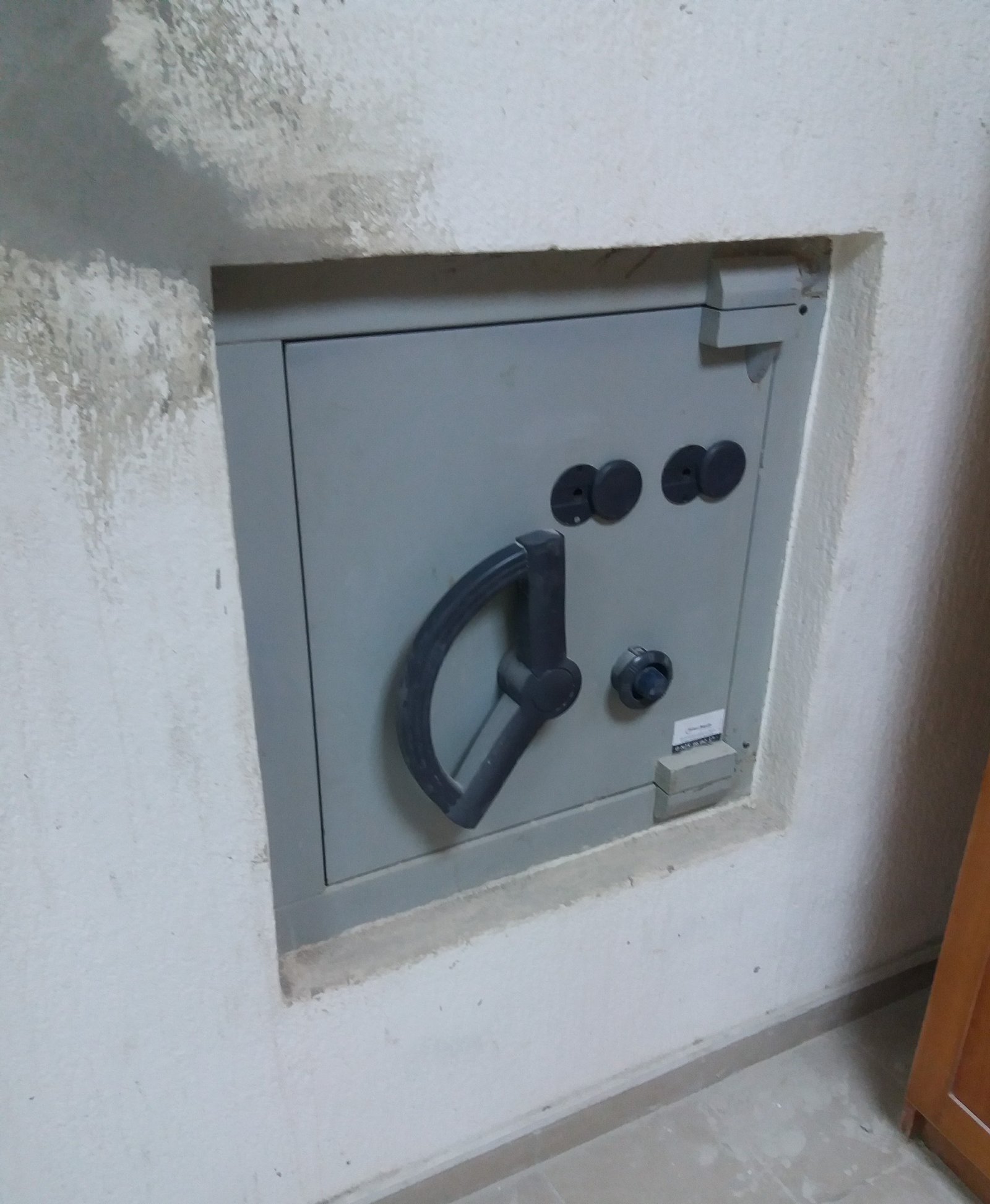 Installation de coffre fort